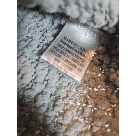 Altar'd State Women's Sage Green V-Neck Weather Sweater M Perfect For Fall - Picture 7 of 8